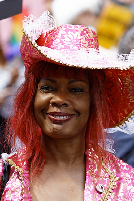 Gay pride Paris JUN13-011